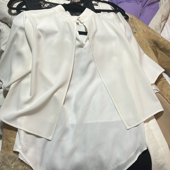 white blouse - Picture 2 of 2